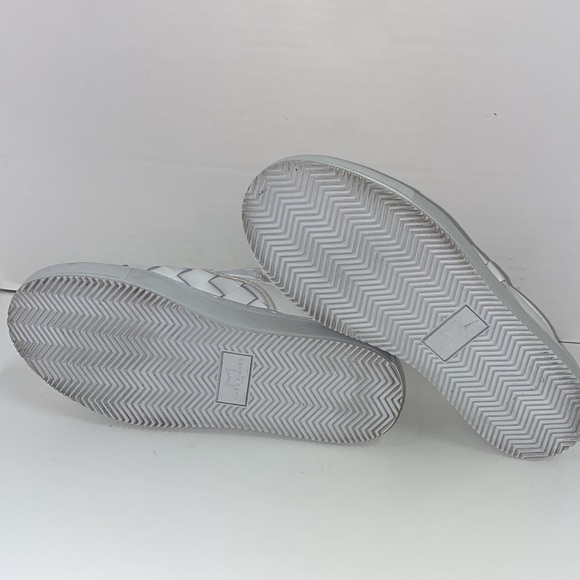 Marc Fisher Calla White Woven Flat Sneakers Size 6 - Picture 6 of 6